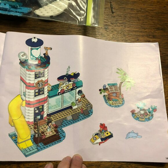 LEGO Friends Lighthouse Rescue Center 41380 Retired Set 2019 - Picture 3 of 5